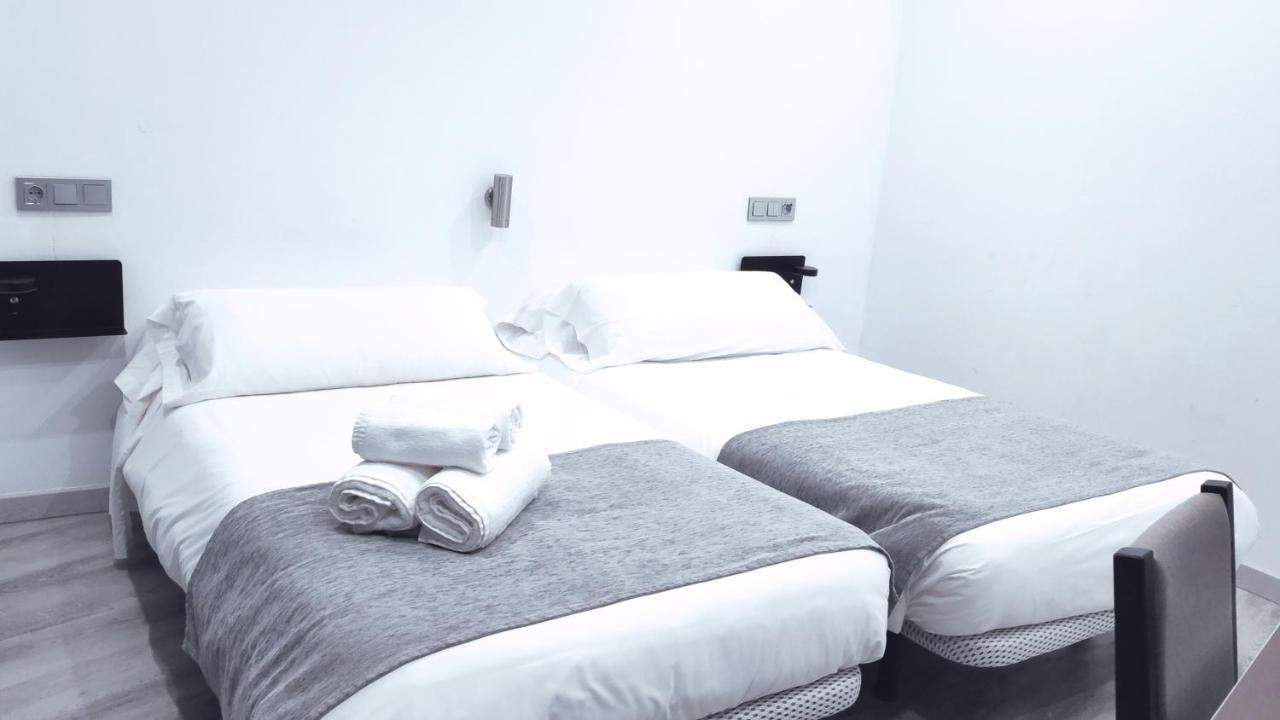 Hostal Dona Isabel Majadahonda Exteriér fotografie