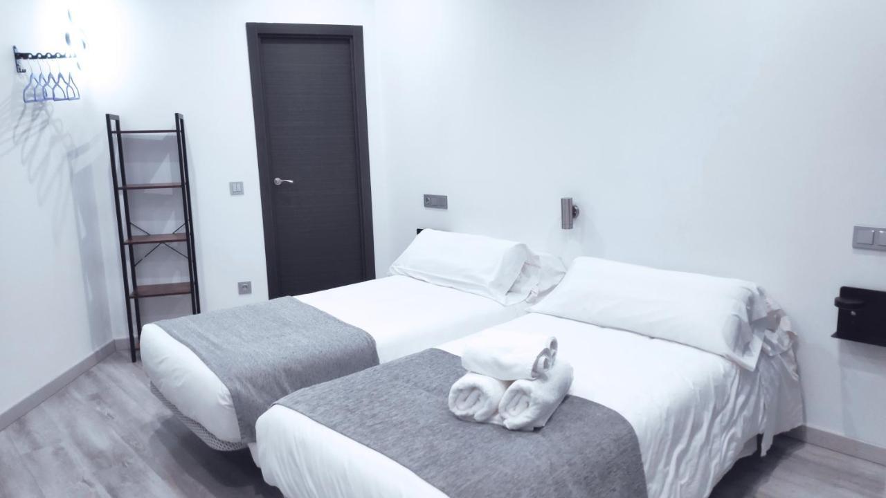 Hostal Dona Isabel Majadahonda Exteriér fotografie