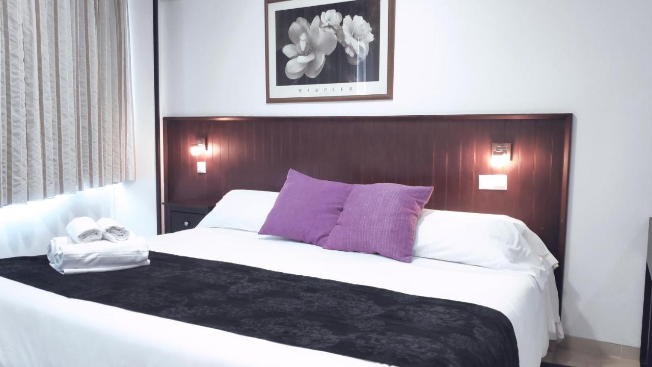Hostal Dona Isabel Majadahonda Exteriér fotografie