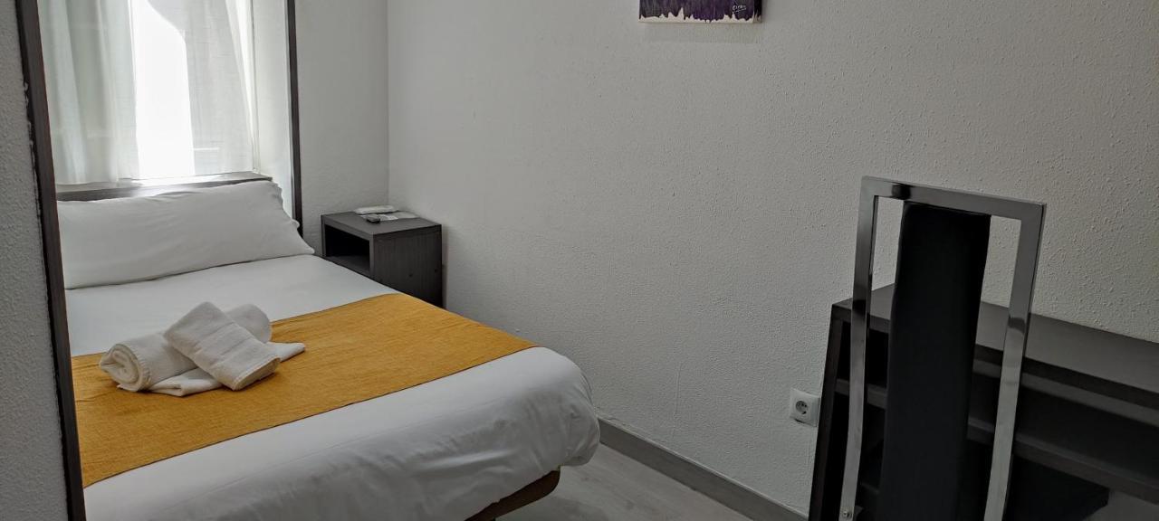 Hostal Dona Isabel Majadahonda Exteriér fotografie