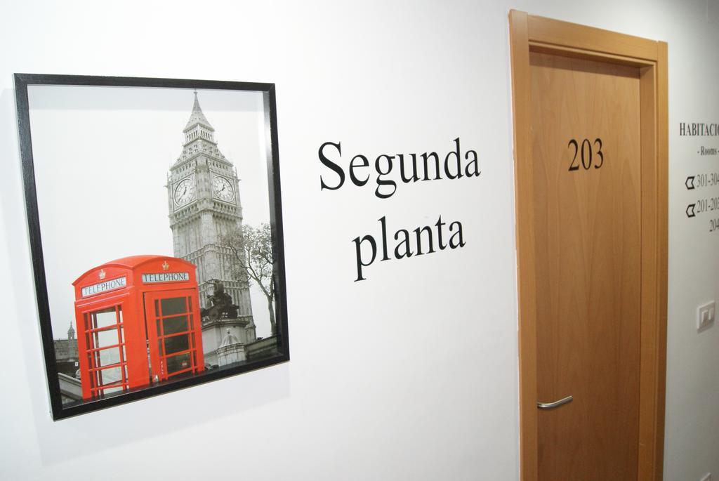 Hostal Dona Isabel Majadahonda Exteriér fotografie