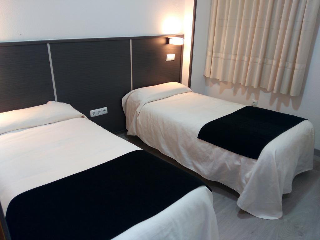 Hostal Dona Isabel Majadahonda Exteriér fotografie