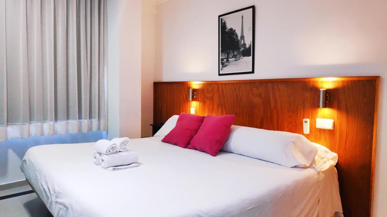 Hostal Dona Isabel Majadahonda Exteriér fotografie