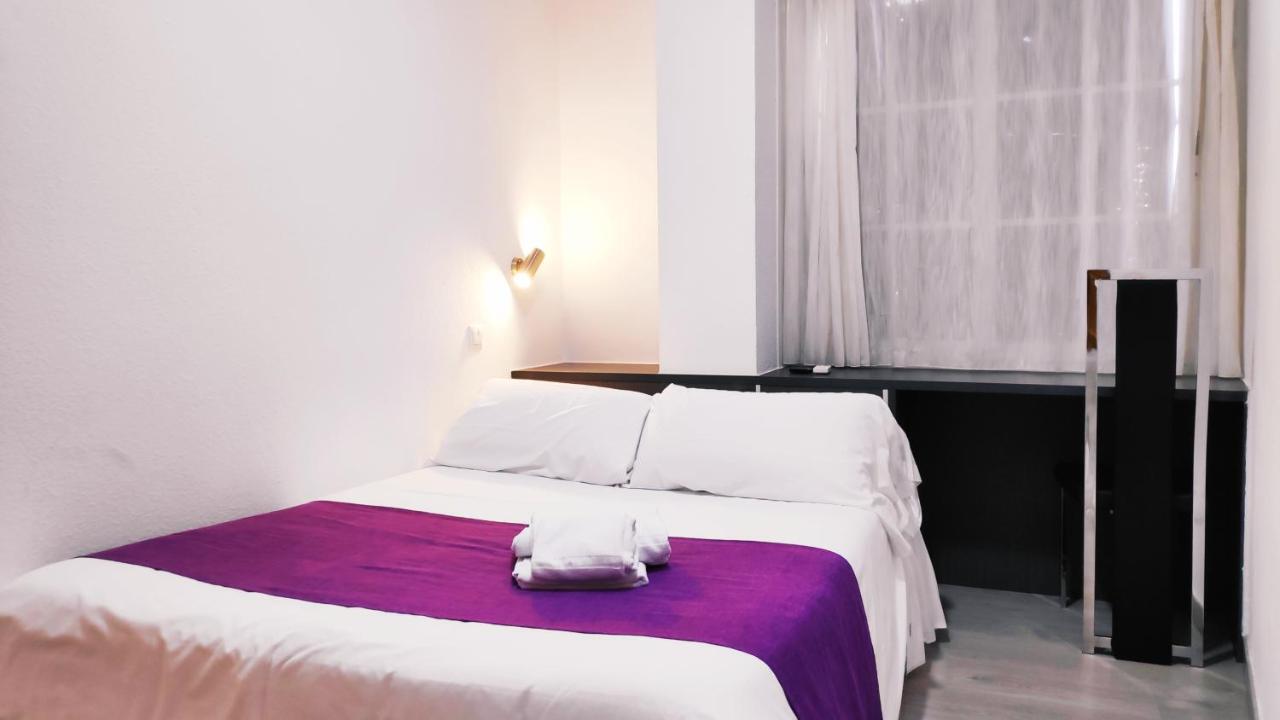 Hostal Dona Isabel Majadahonda Exteriér fotografie