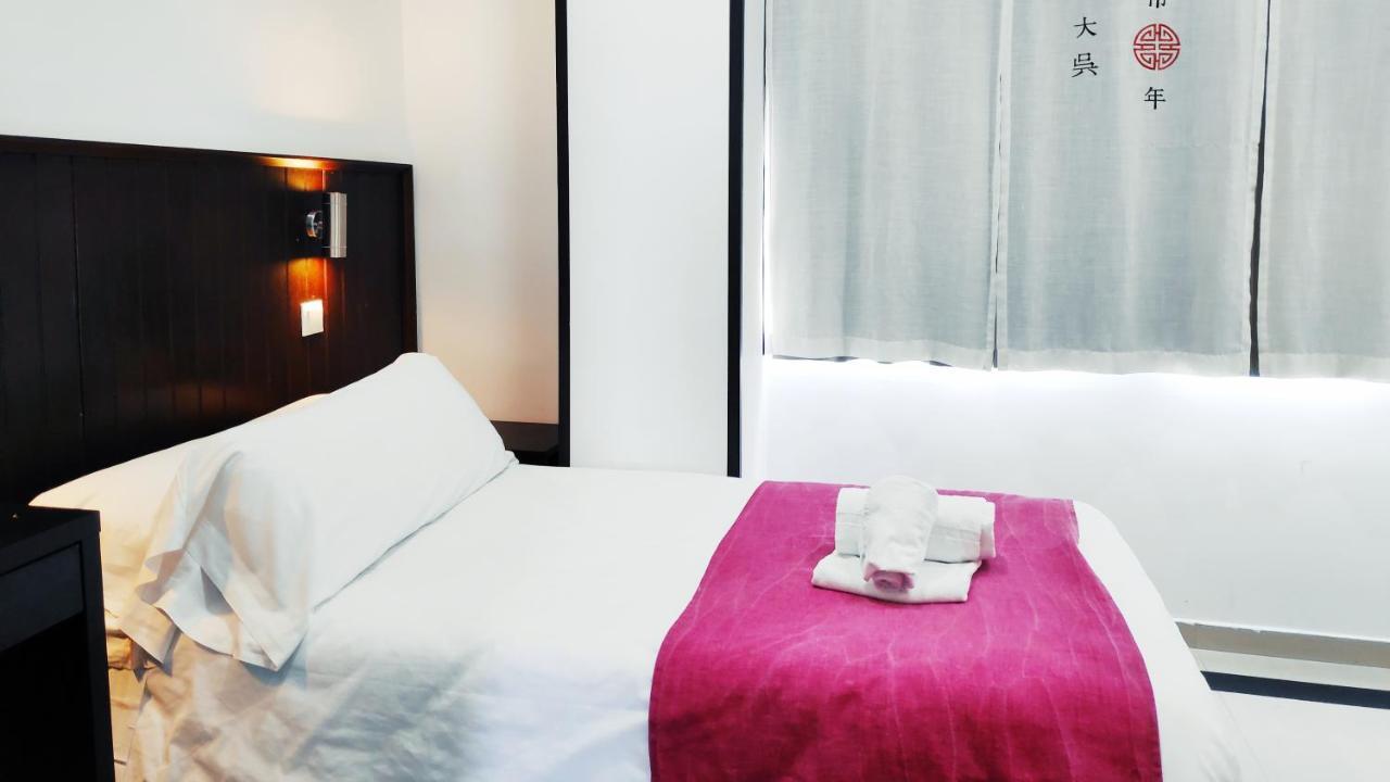 Hostal Dona Isabel Majadahonda Exteriér fotografie